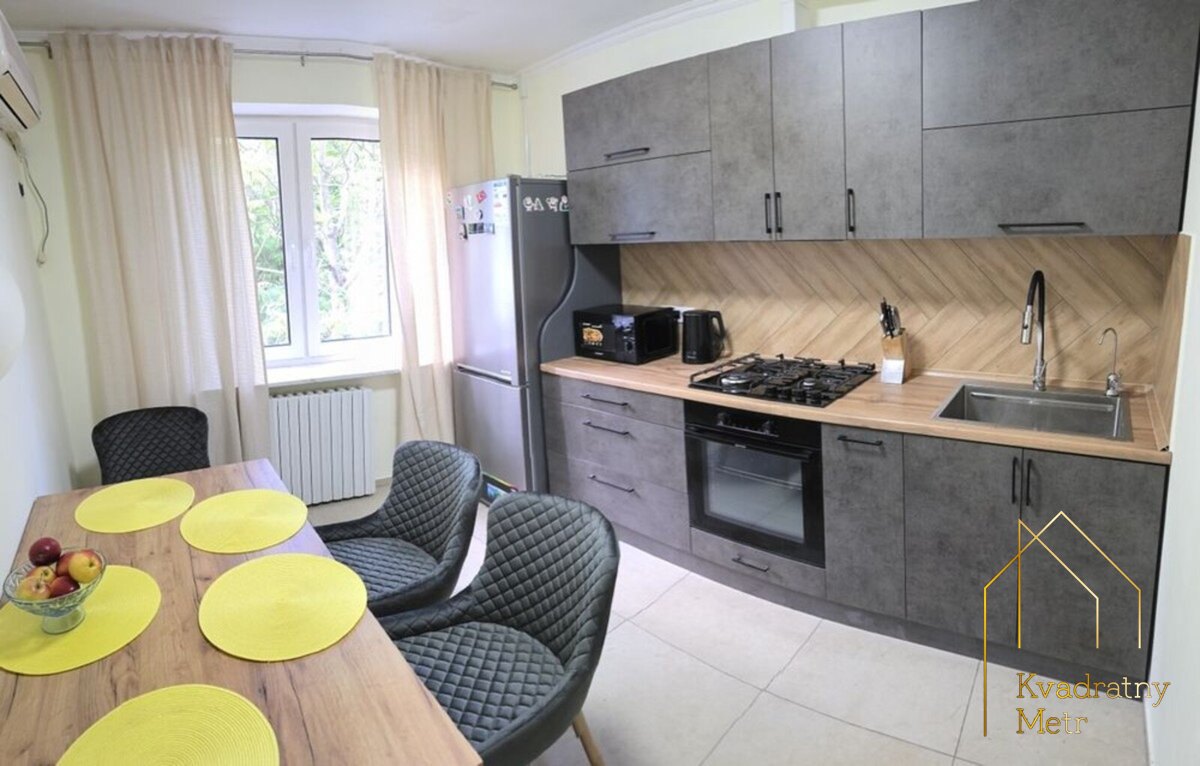 ТОП локация! 3-й этаж!2-комн 75кв.м.газ!Евроремонт! — фото 3