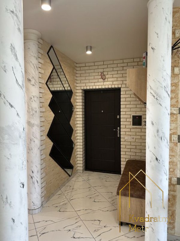 ЖК «Балковский»! Стильная 1-комн. 45 м² с авторским ремонтом — фото 5