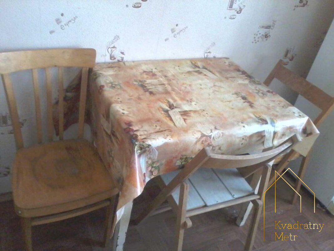 1-комнатная квартира в Суворовском районе! ТОРГ! — снимка 8