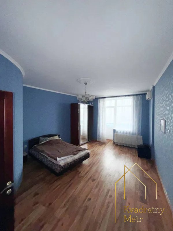 Продаж квартири 3-кімн., 147 м², Київський — фото 2